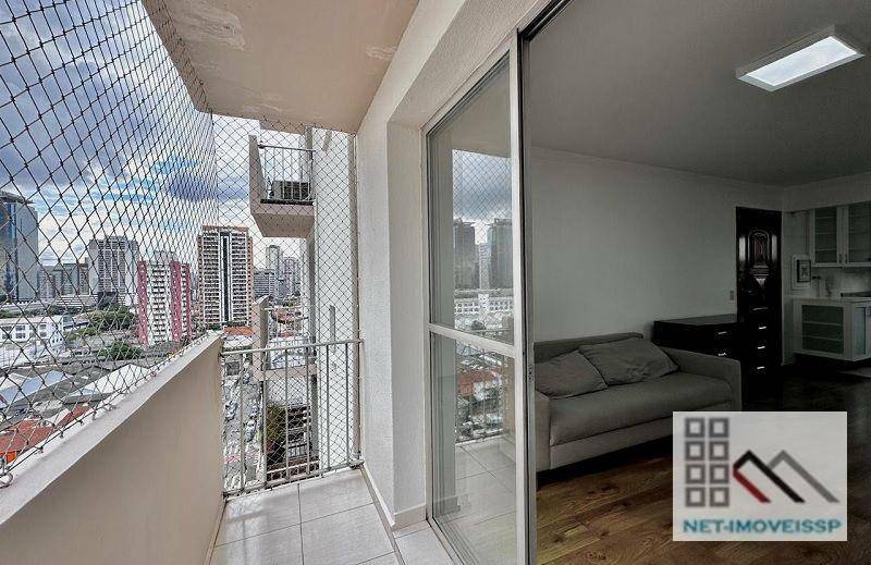 Apartamento para alugar com 2 quartos, 70m² - Foto 11