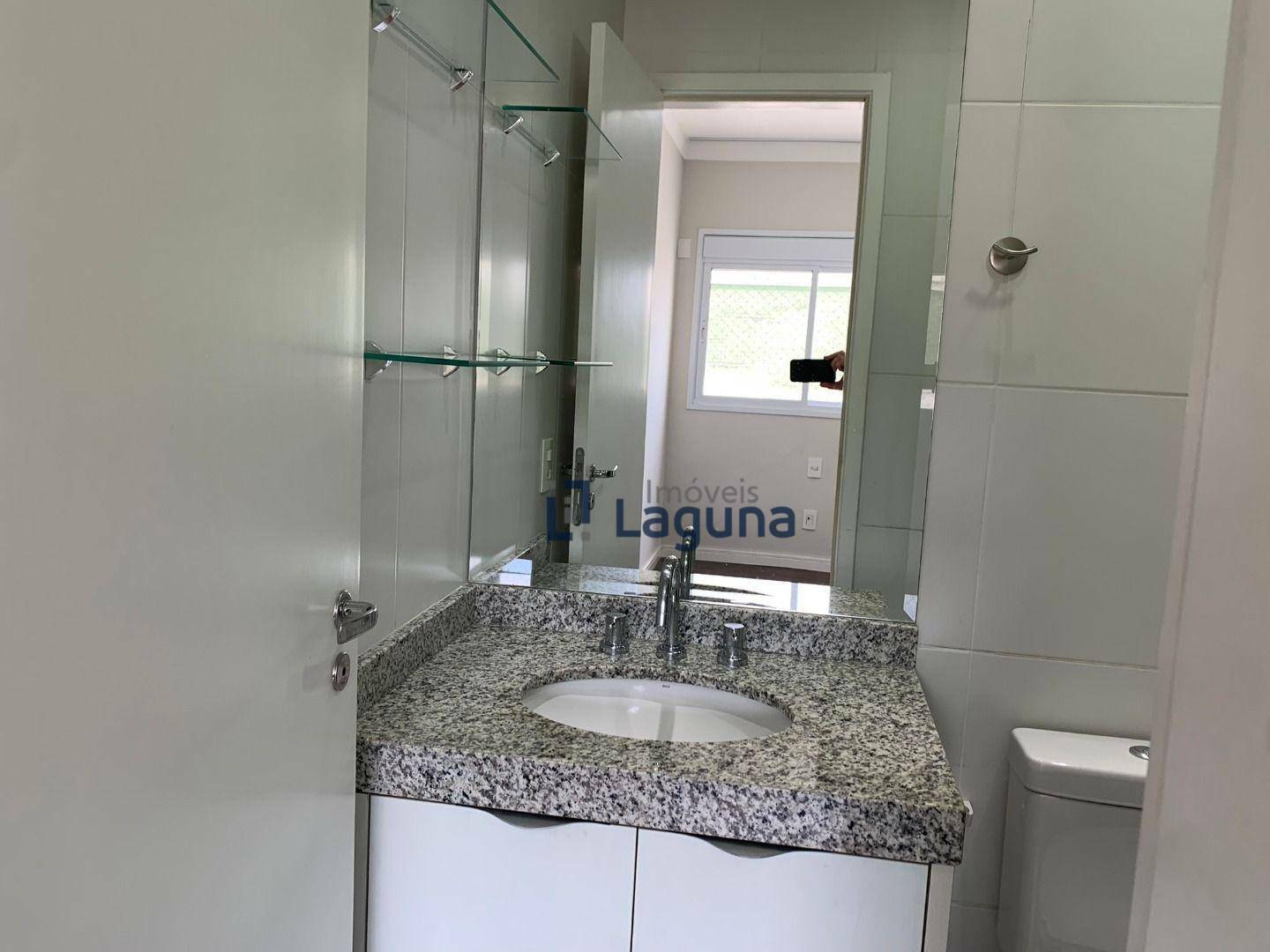 Apartamento para alugar com 3 quartos, 126m² - Foto 28