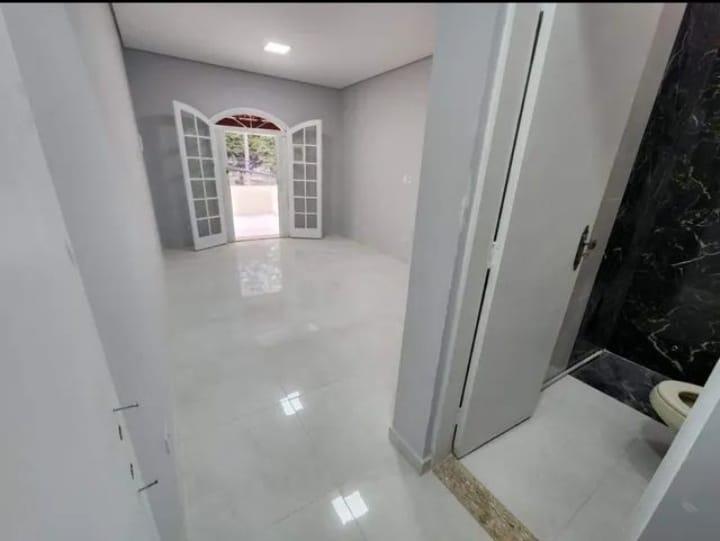 Casa para alugar com 3 quartos, 170m² - Foto 9