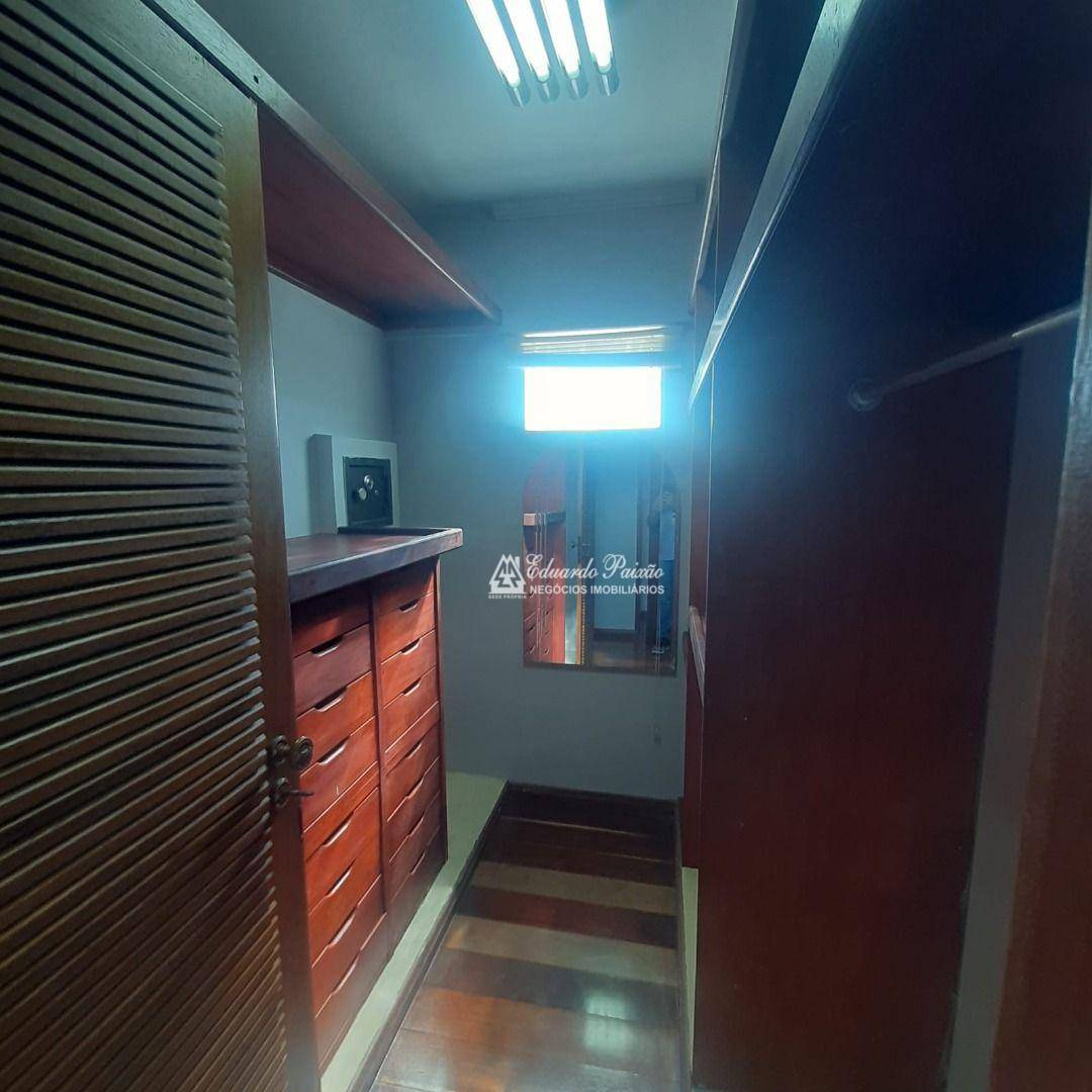 Apartamento para alugar com 3 quartos, 200m² - Foto 19