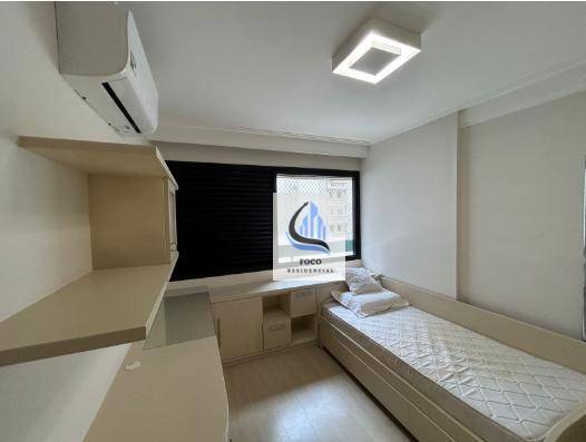 Apartamento para alugar com 3 quartos, 147m² - Foto 20