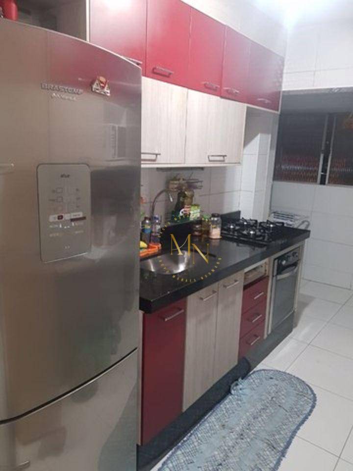 Apartamento à venda com 2 quartos, 62m² - Foto 1