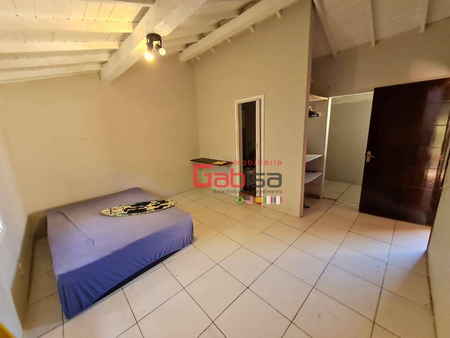 Casa à venda com 4 quartos, 300m² - Foto 10