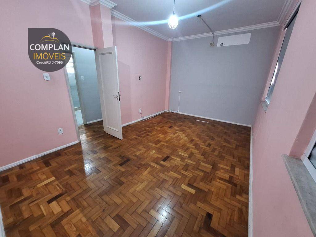 Apartamento à venda com 2 quartos, 105m² - Foto 11