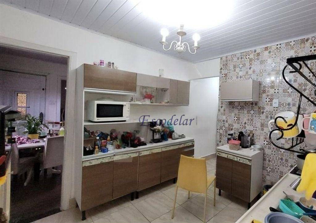 Casa à venda com 2 quartos, 70m² - Foto 3