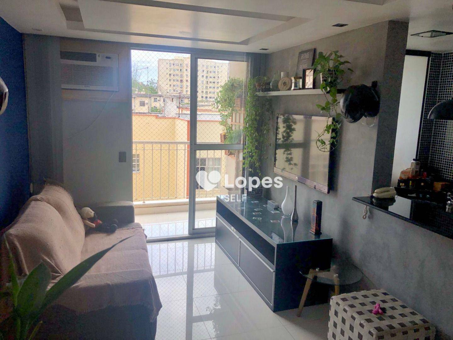 Apartamento à venda com 2 quartos, 65m² - Foto 1