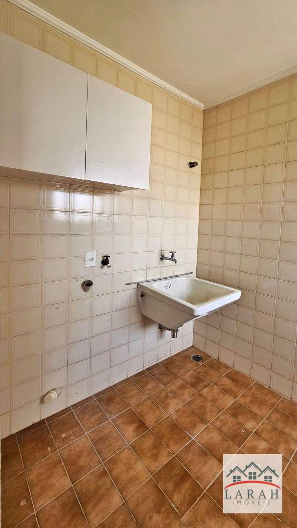 Apartamento à venda com 3 quartos, 122m² - Foto 18