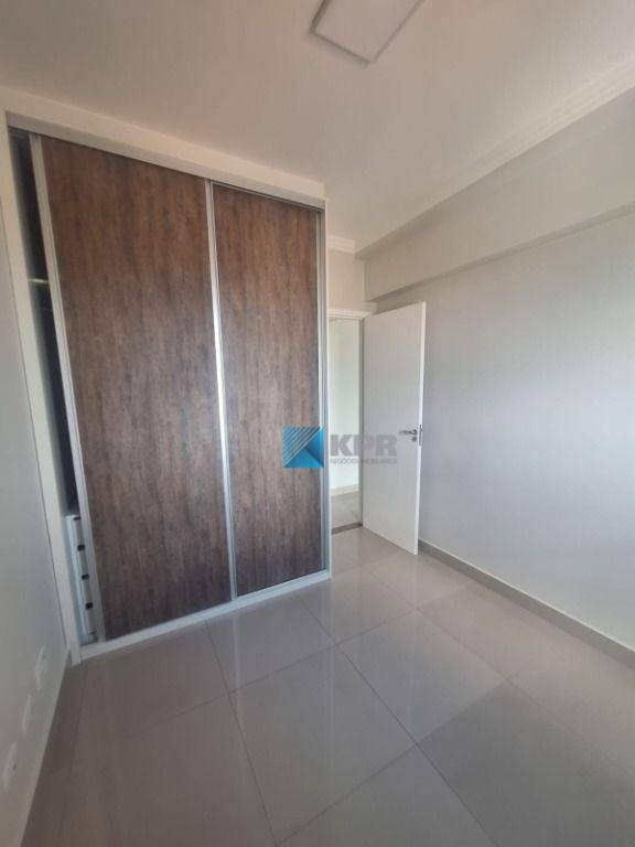 Apartamento para alugar com 2 quartos, 75m² - Foto 5