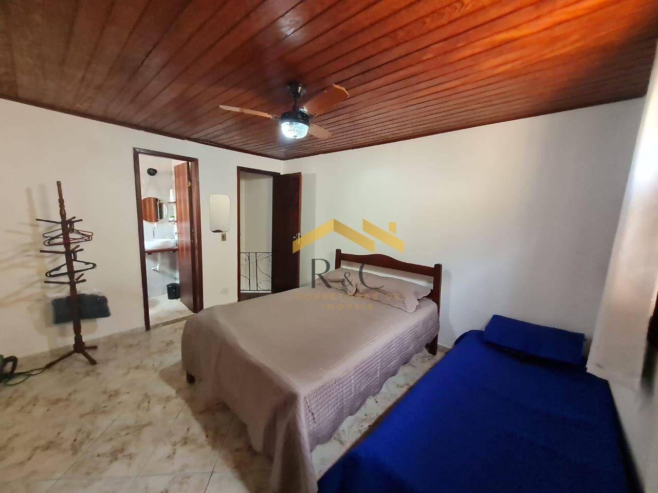 Casa à venda com 2 quartos, 68m² - Foto 11