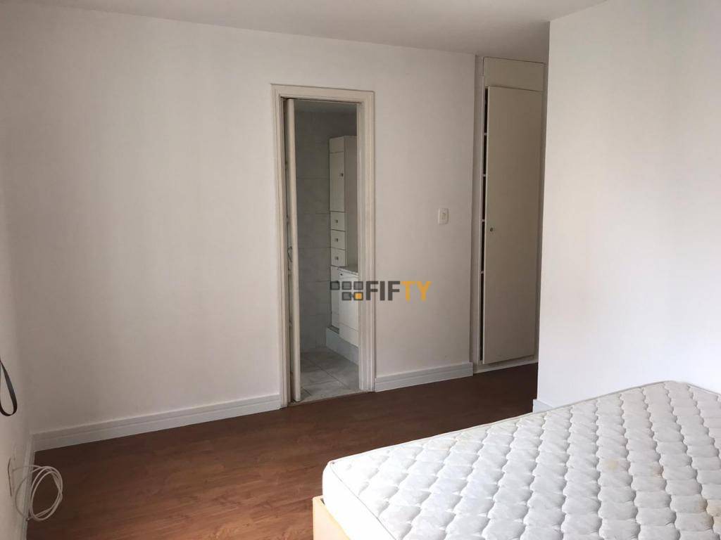 Apartamento para alugar com 3 quartos, 102m² - Foto 7