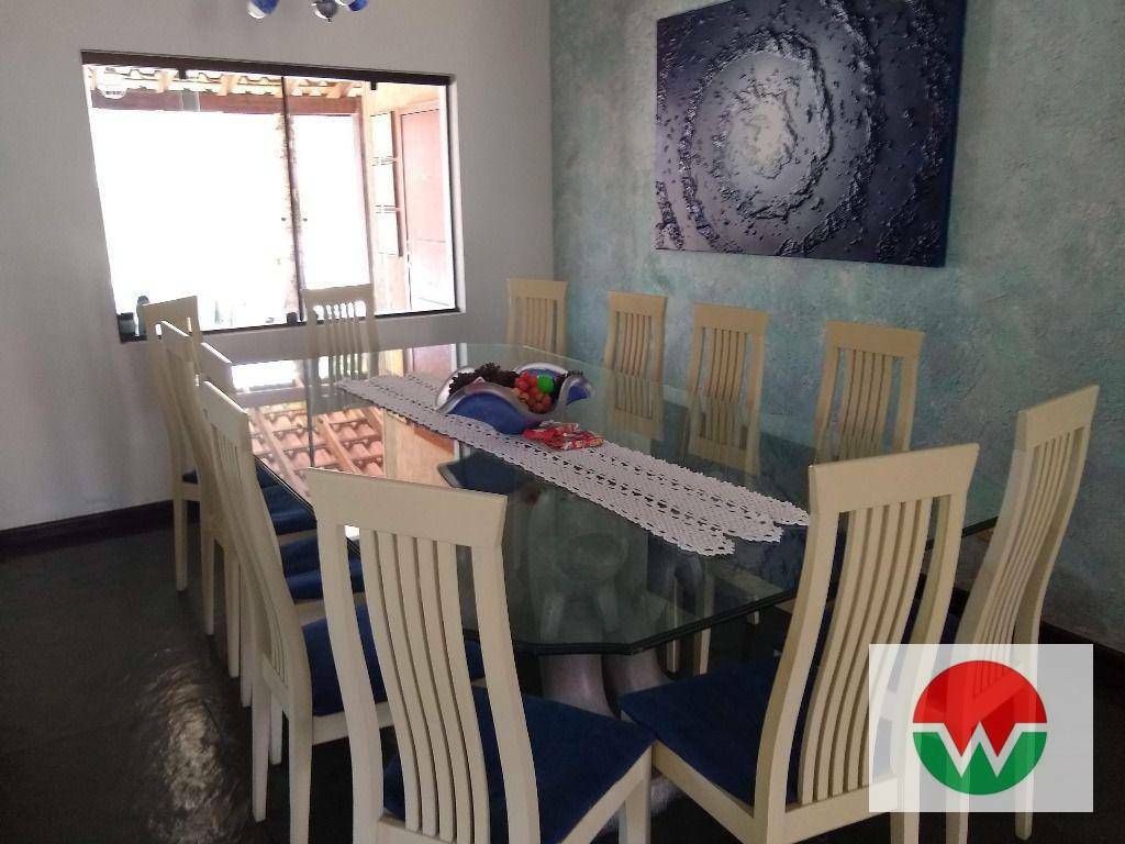 Casa de Condomínio para alugar com 4 quartos, 400m² - Foto 26