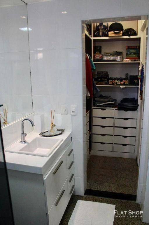 Apartamento à venda com 4 quartos, 230m² - Foto 11