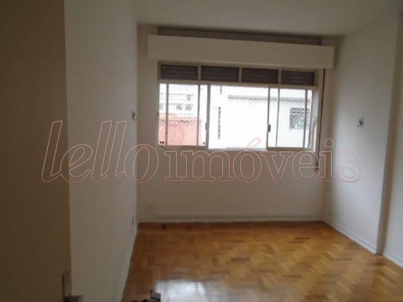 Apartamento para alugar com 2 quartos, 100m² - Foto 13