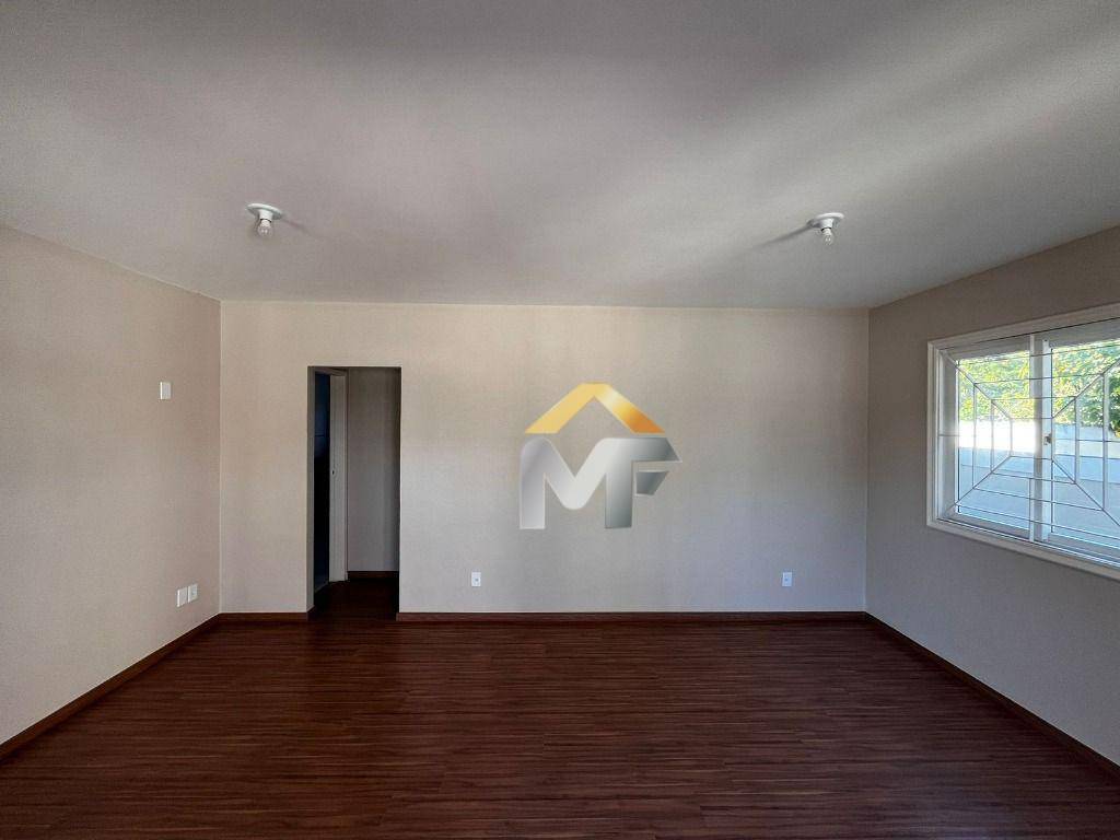 Casa à venda com 3 quartos, 180m² - Foto 12