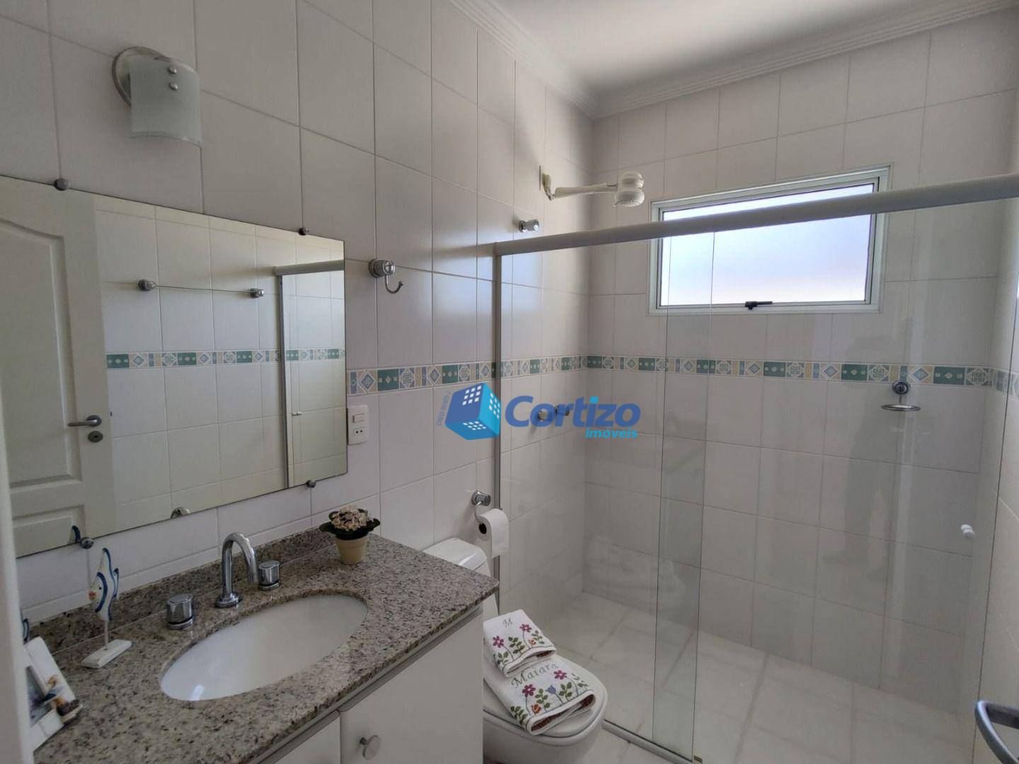 Casa de Condomínio à venda com 3 quartos, 329m² - Foto 30