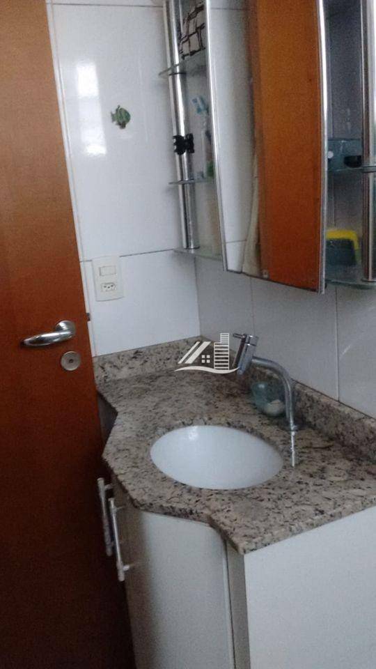 Apartamento à venda com 3 quartos, 90m² - Foto 12