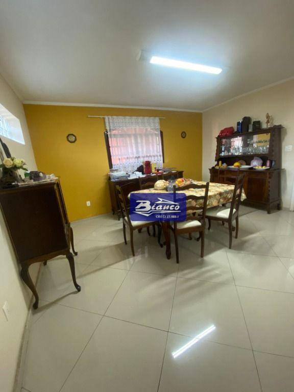 Sobrado à venda com 3 quartos, 262m² - Foto 5