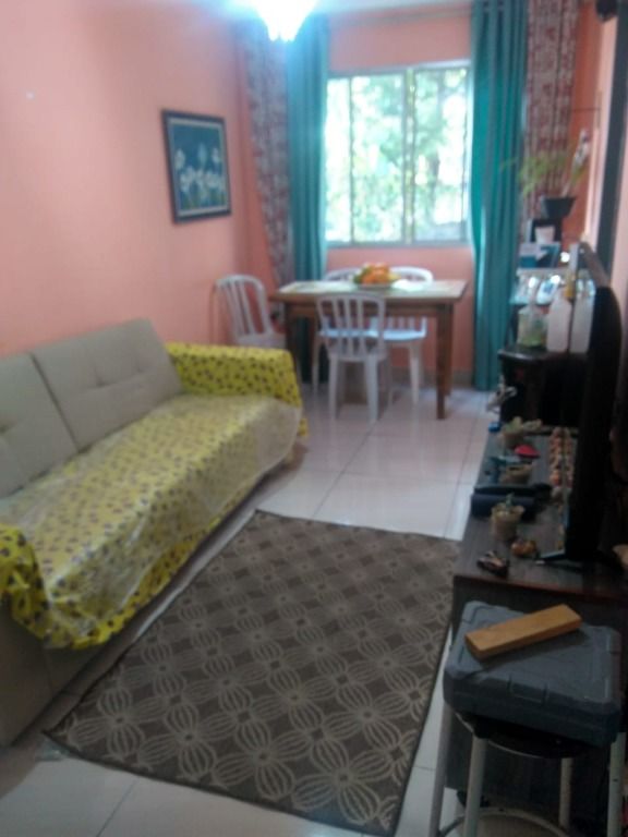 Apartamento à venda com 2 quartos, 63m² - Foto 4