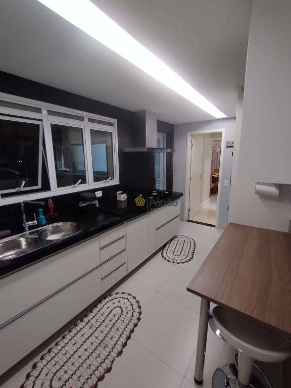 Apartamento à venda com 3 quartos, 155m² - Foto 15