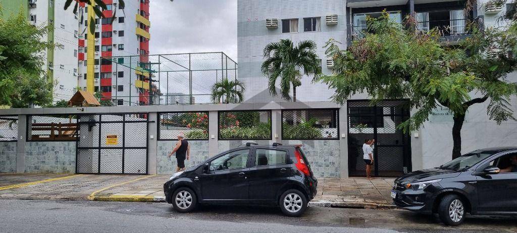 Apartamento para alugar com 3 quartos, 120m² - Foto 1