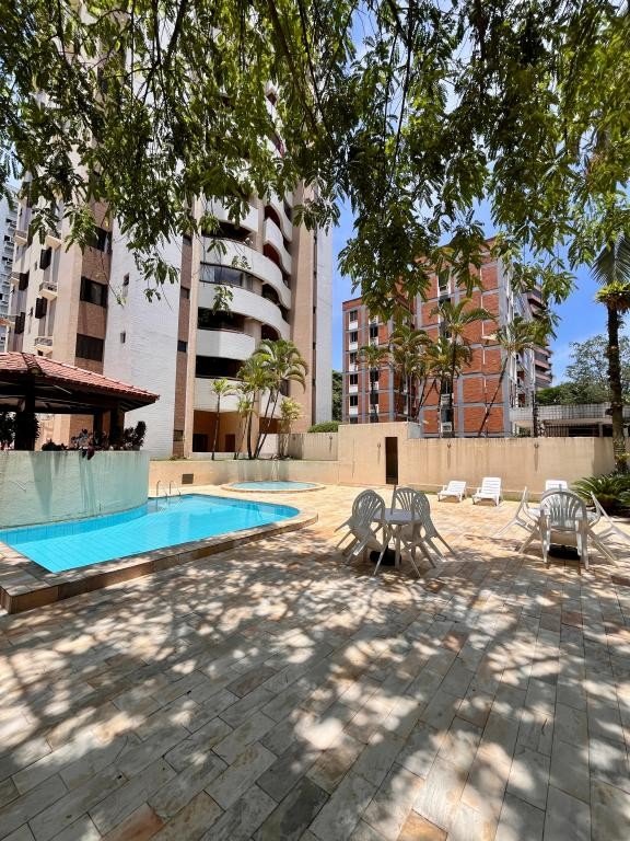 Apartamento à venda com 3 quartos, 159m² - Foto 19