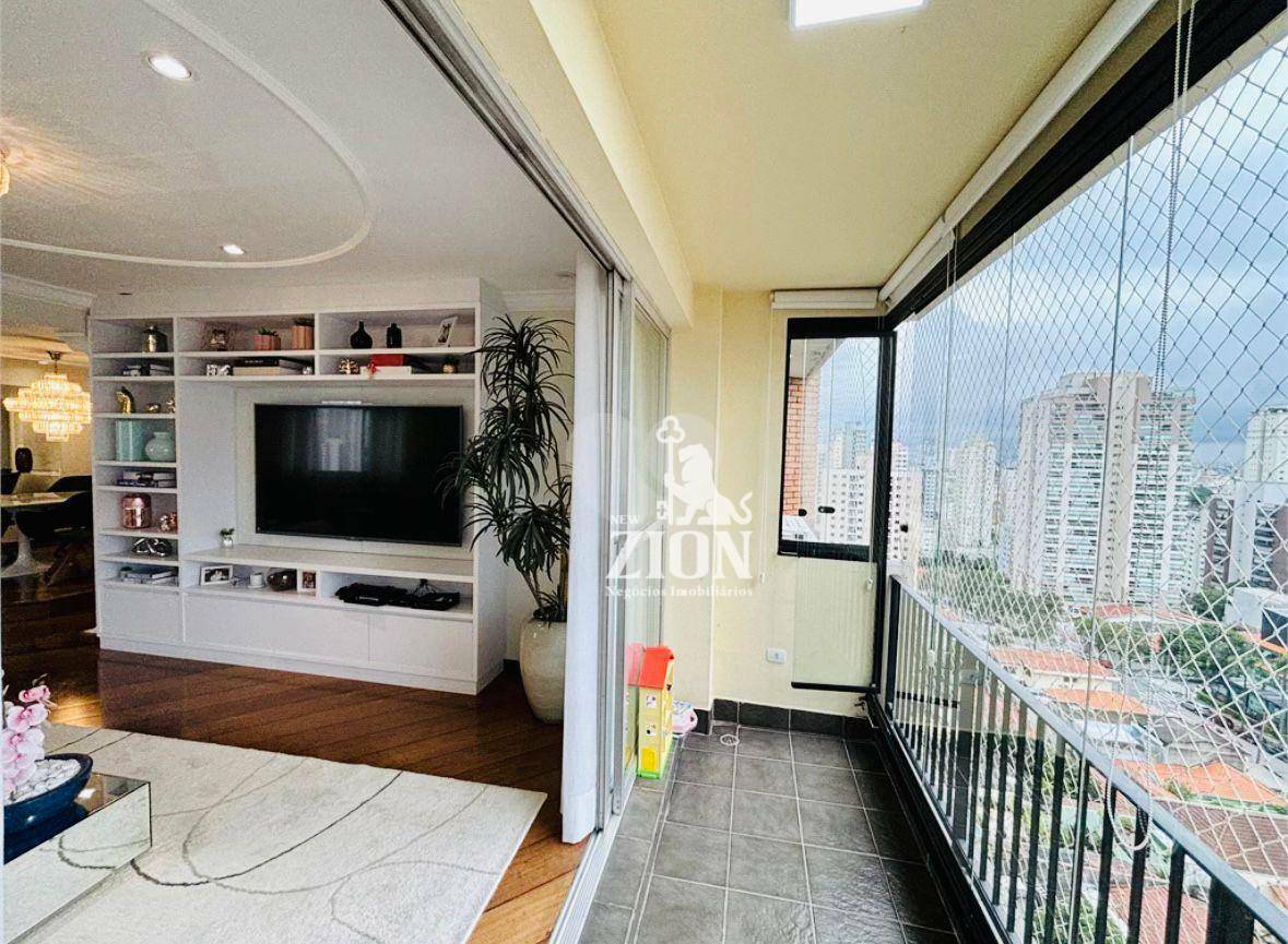 Apartamento à venda com 3 quartos, 150m² - Foto 1