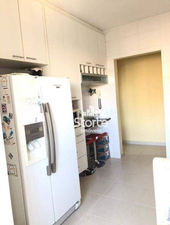 Apartamento à venda com 3 quartos, 90m² - Foto 9