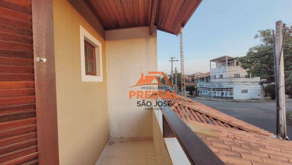 Casa à venda com 3 quartos, 151m² - Foto 16