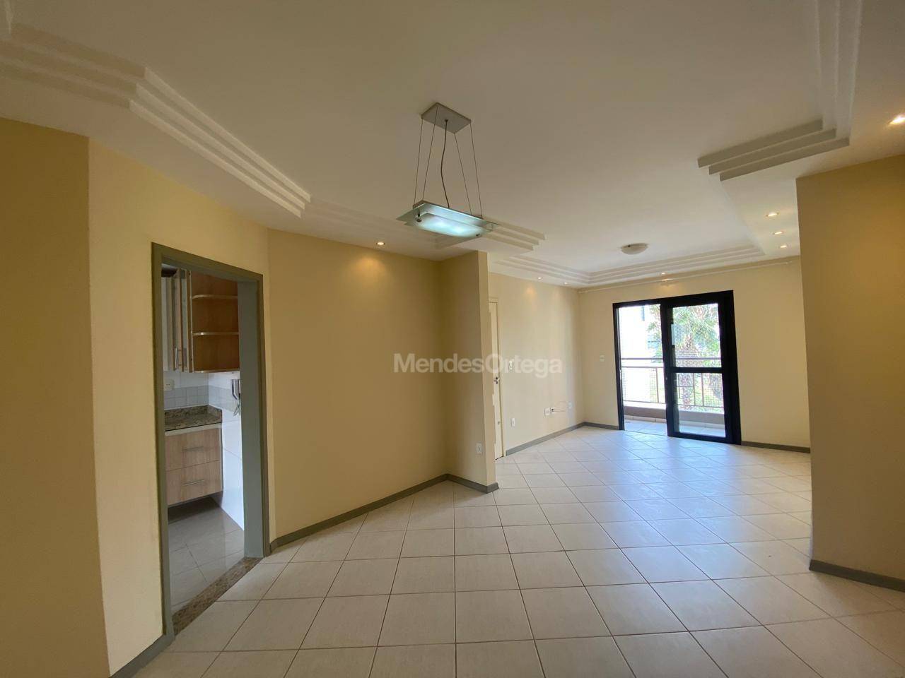 Apartamento para alugar com 3 quartos, 93m² - Foto 3