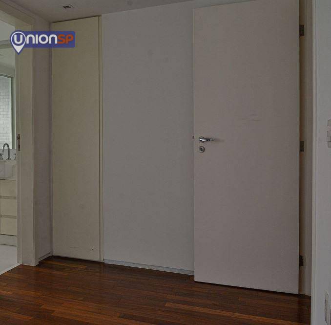 Apartamento à venda com 3 quartos, 139m² - Foto 7