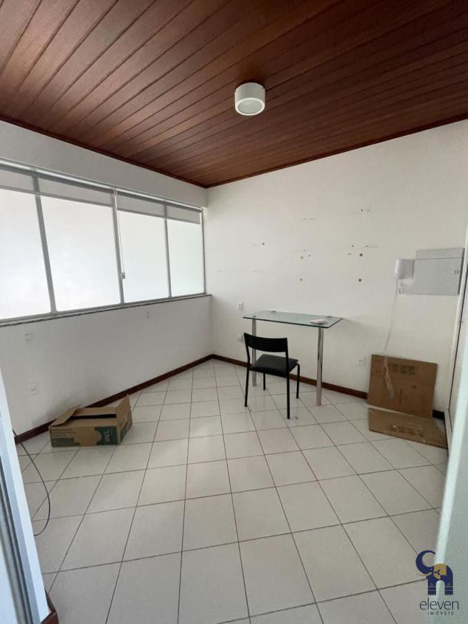 Casa à venda com 4 quartos, 220m² - Foto 43