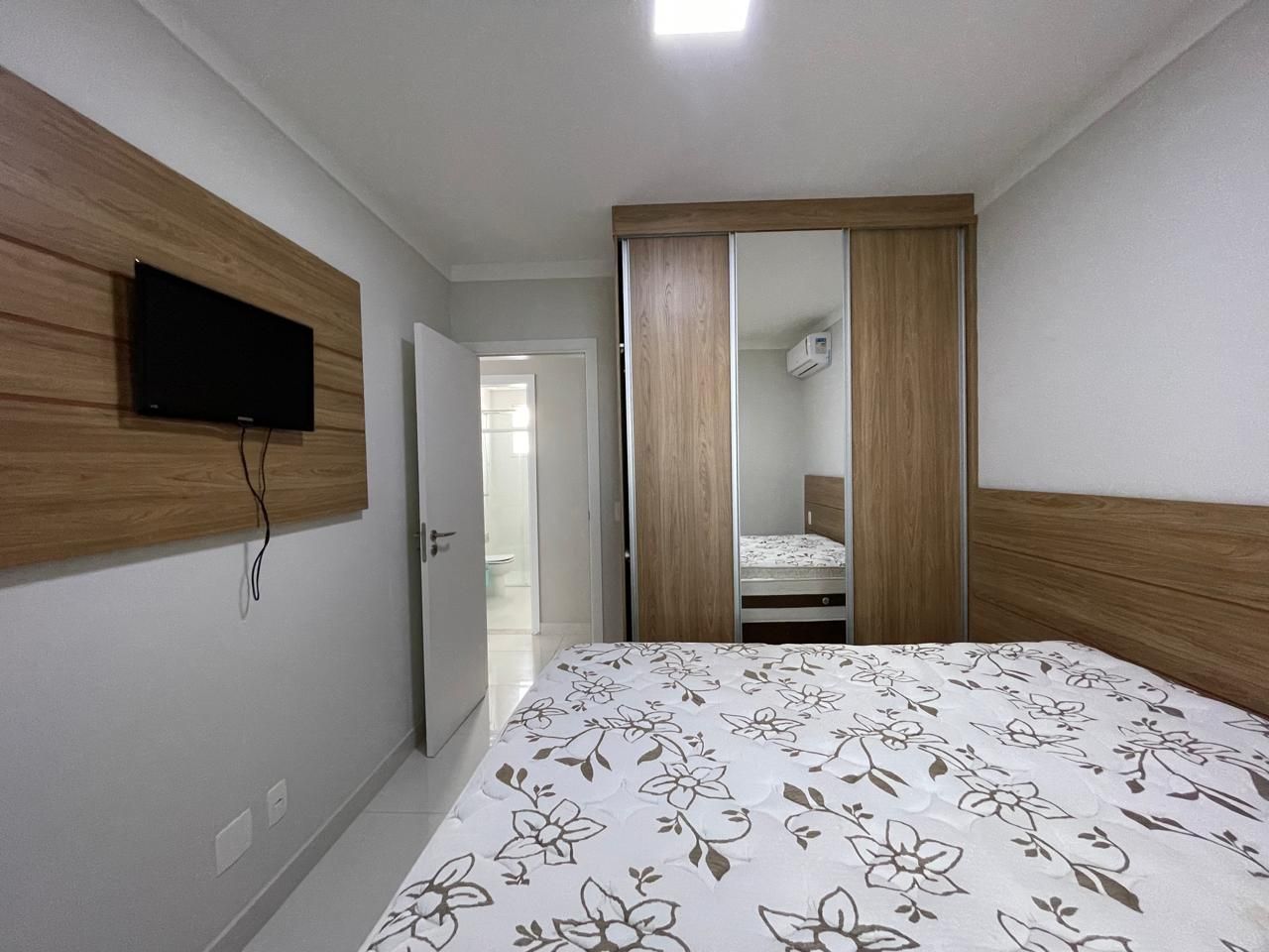 Apartamento à venda com 3 quartos, 145m² - Foto 9