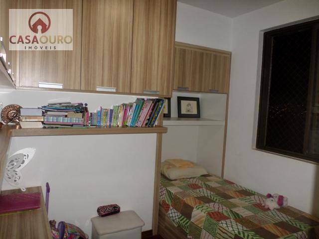 Apartamento à venda com 3 quartos, 110m² - Foto 8