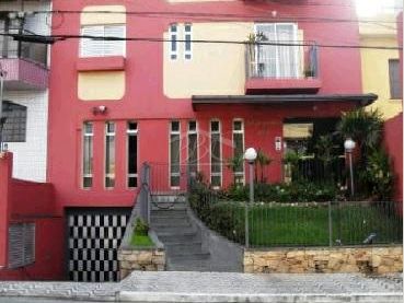 Apartamento à venda com 2 quartos, 70m² - Foto 2