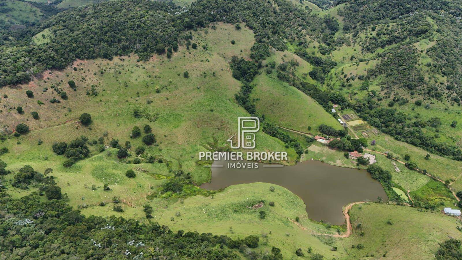 Fazenda à venda com 3 quartos, 250m² - Foto 24