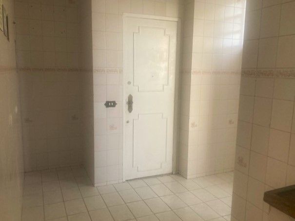 Apartamento à venda com 3 quartos, 97m² - Foto 7