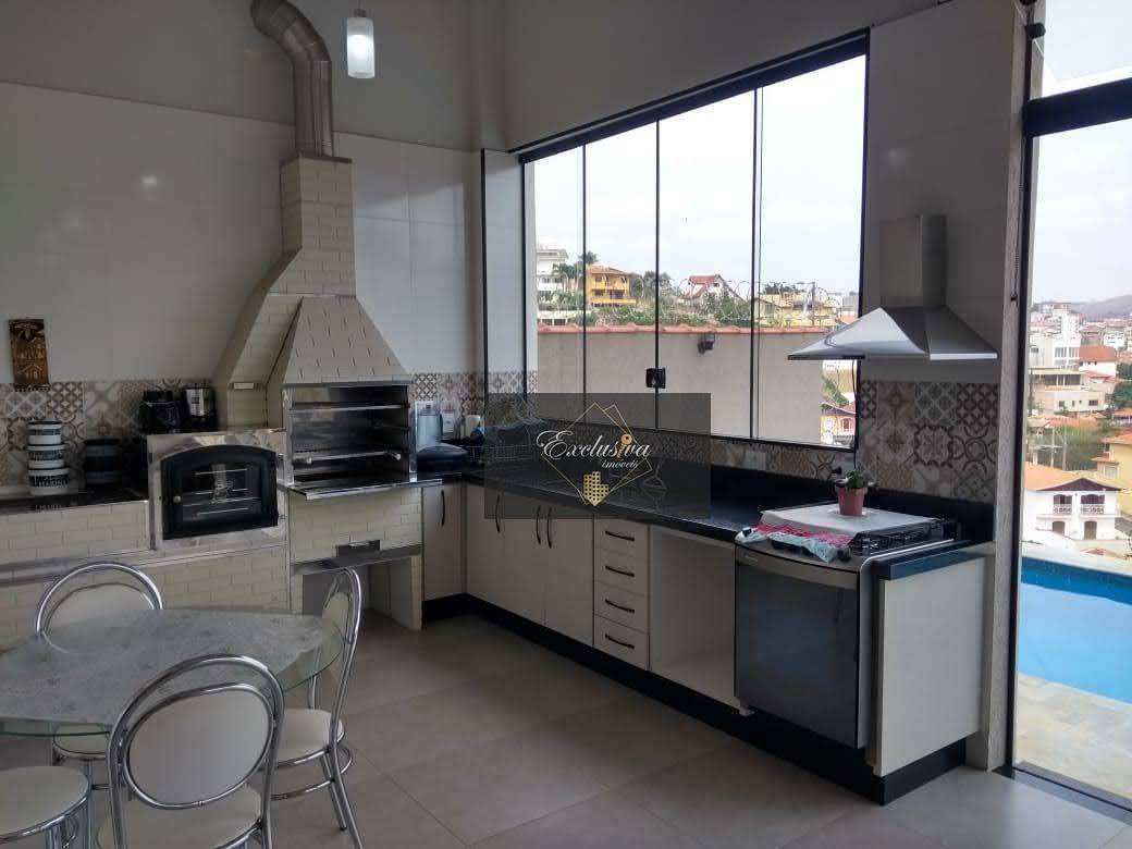 Casa à venda com 5 quartos, 350m² - Foto 12