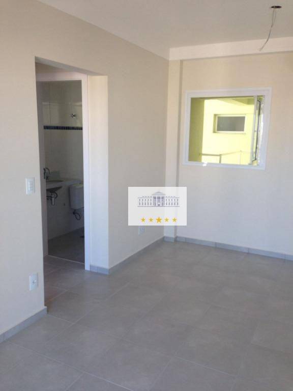 Apartamento à venda com 2 quartos, 75m² - Foto 1