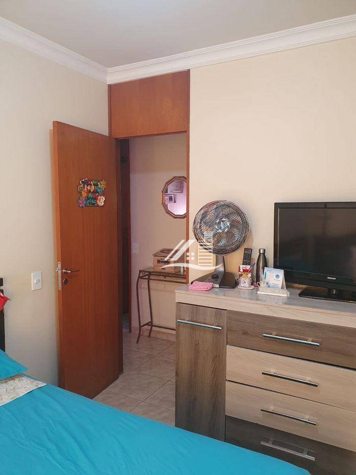 Apartamento à venda com 3 quartos, 65m² - Foto 18