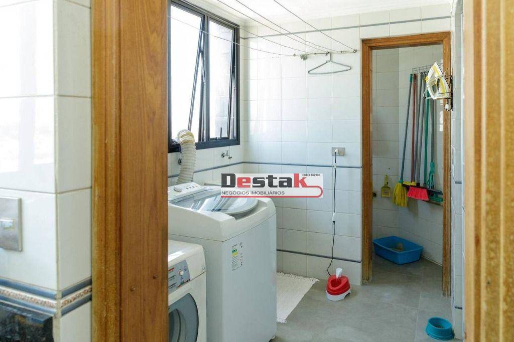 Apartamento à venda com 3 quartos, 135m² - Foto 4