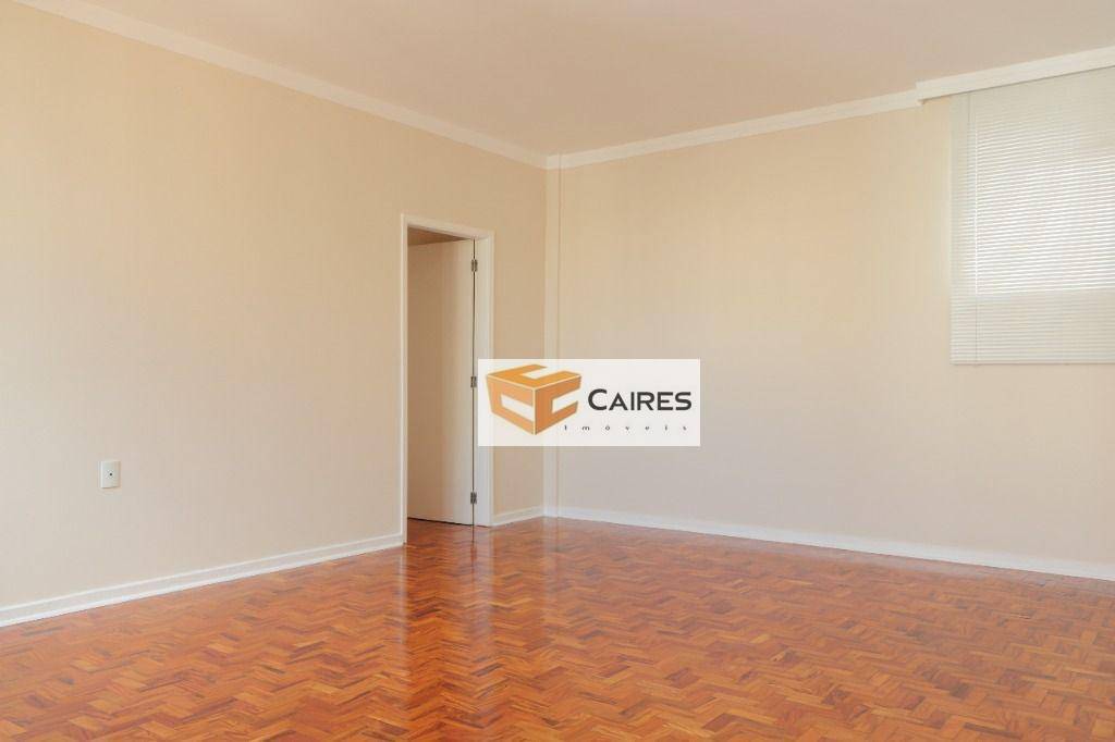 Apartamento à venda com 3 quartos, 122m² - Foto 1