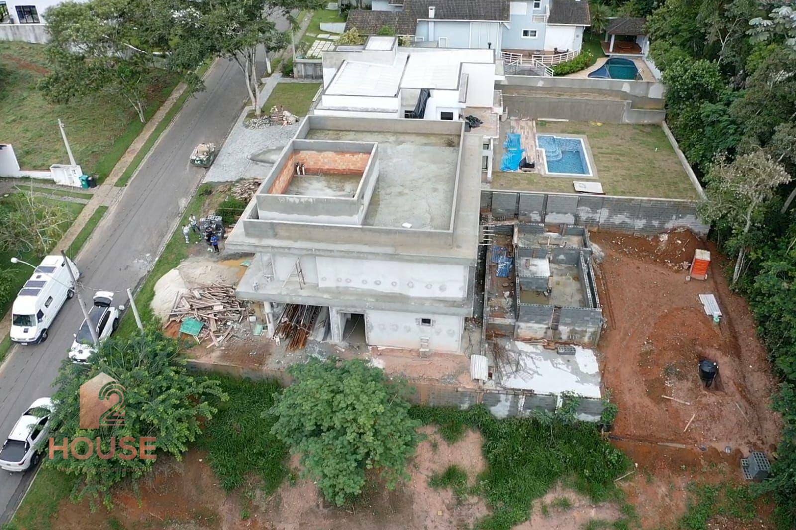 Casa de Condomínio à venda com 4 quartos, 361m² - Foto 4