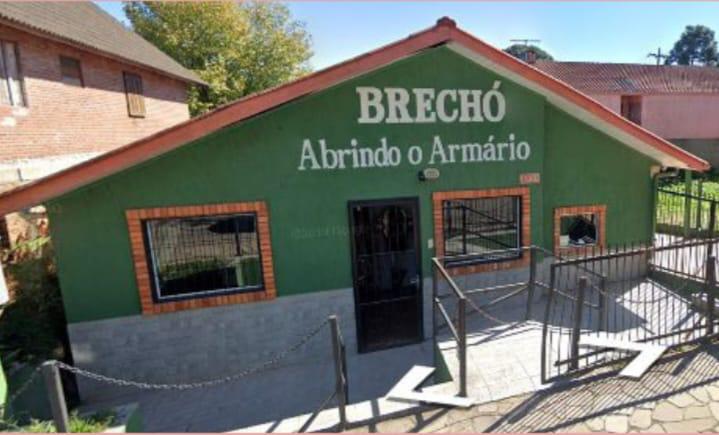 Casa à venda com 2 quartos, 100m² - Foto 3