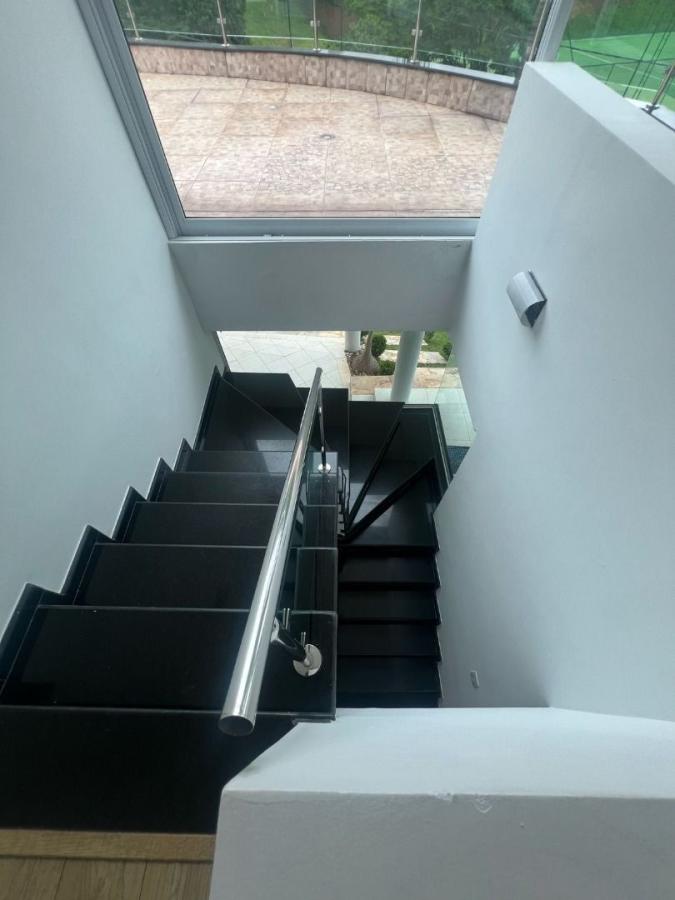 Sobrado para alugar com 5 quartos, 380m² - Foto 29