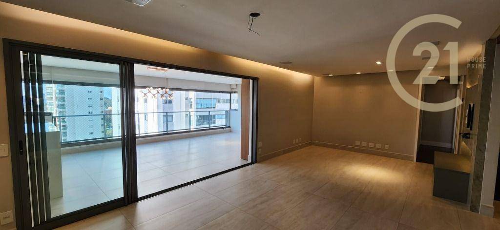 Apartamento à venda com 3 quartos, 173m² - Foto 6