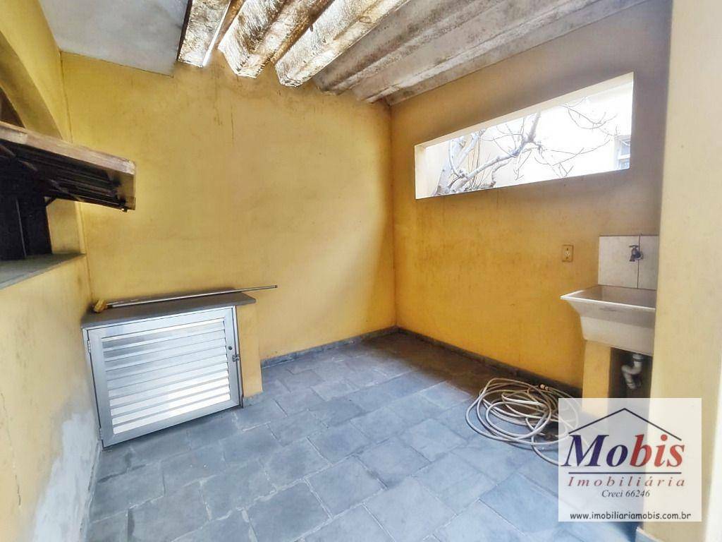 Casa à venda com 5 quartos, 274m² - Foto 21