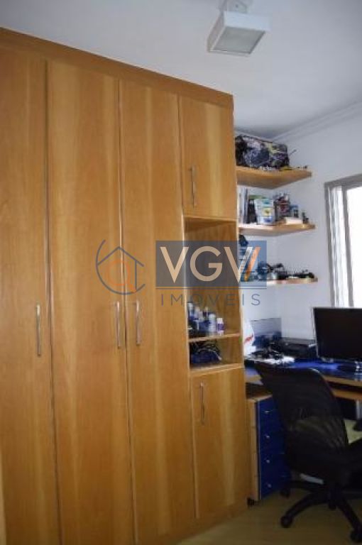 Apartamento à venda com 3 quartos, 76m² - Foto 9