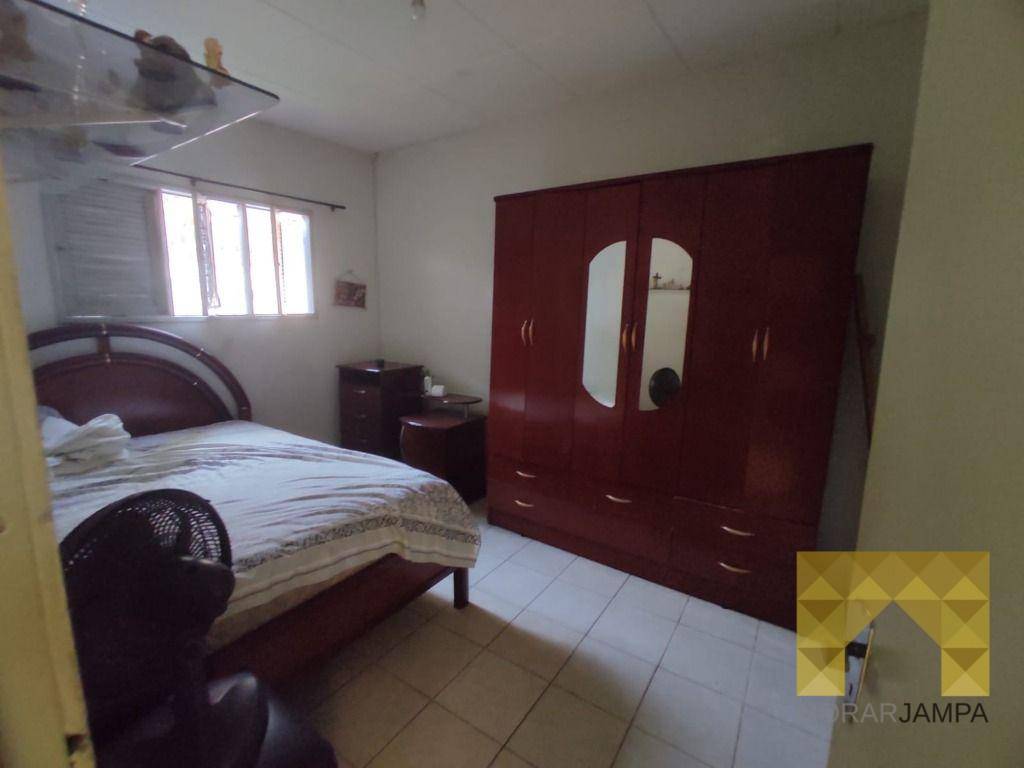 Casa à venda com 3 quartos, 10m² - Foto 15