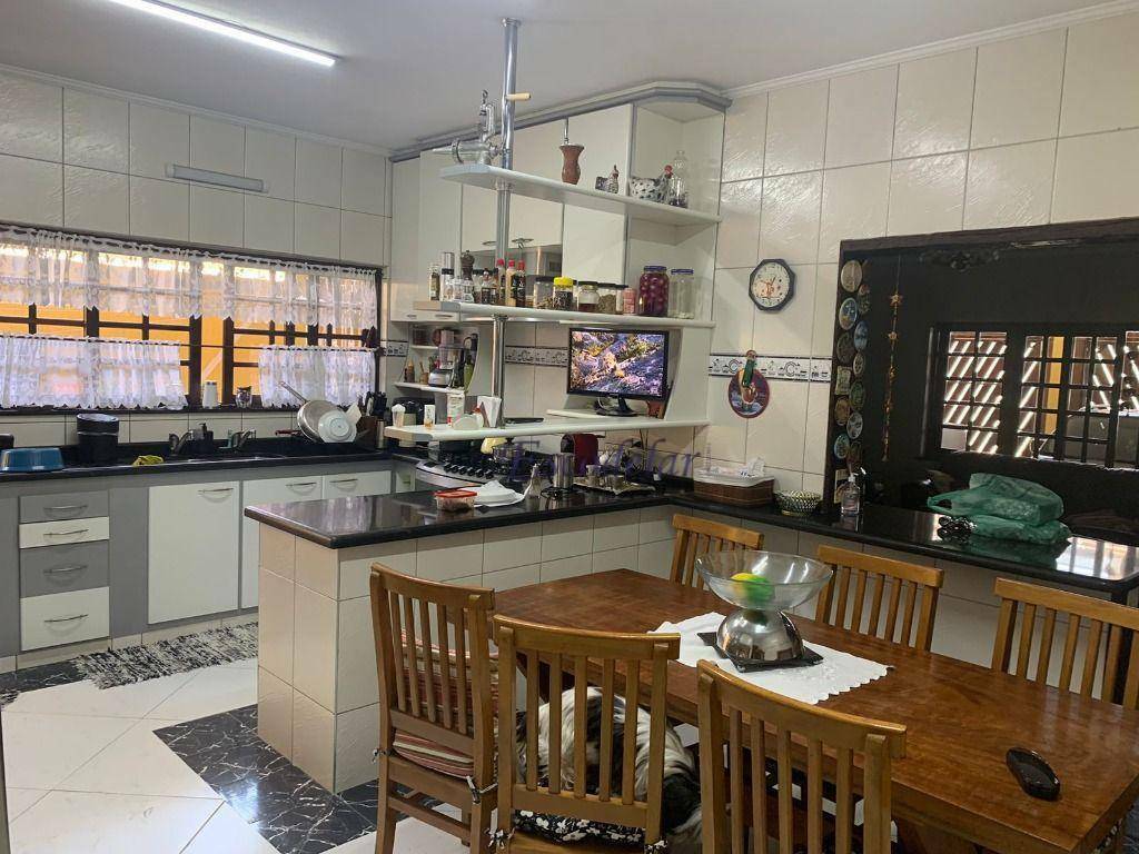 Sobrado à venda com 4 quartos, 380m² - Foto 18