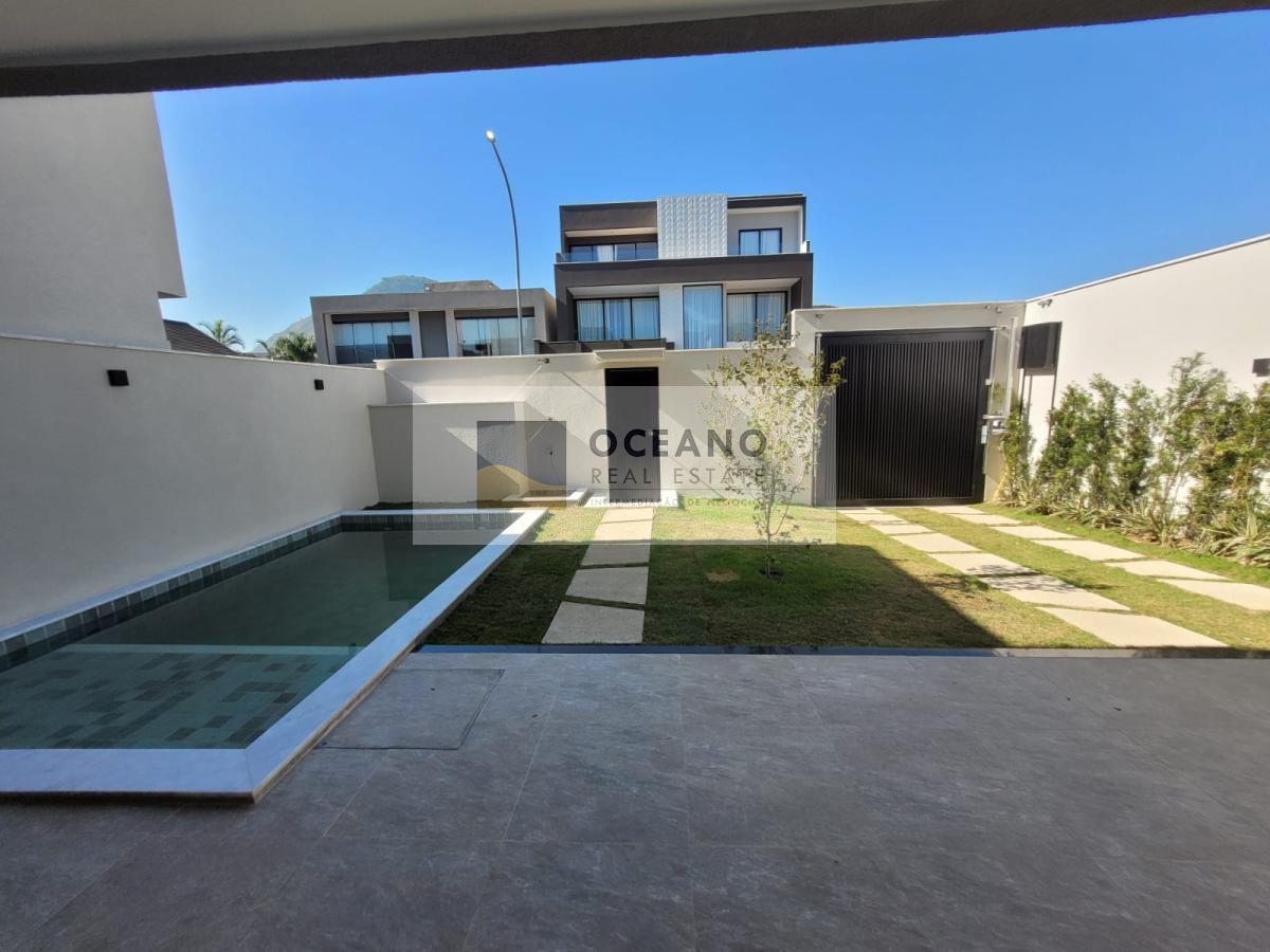 Casa de Condomínio à venda com 4 quartos, 215m² - Foto 7